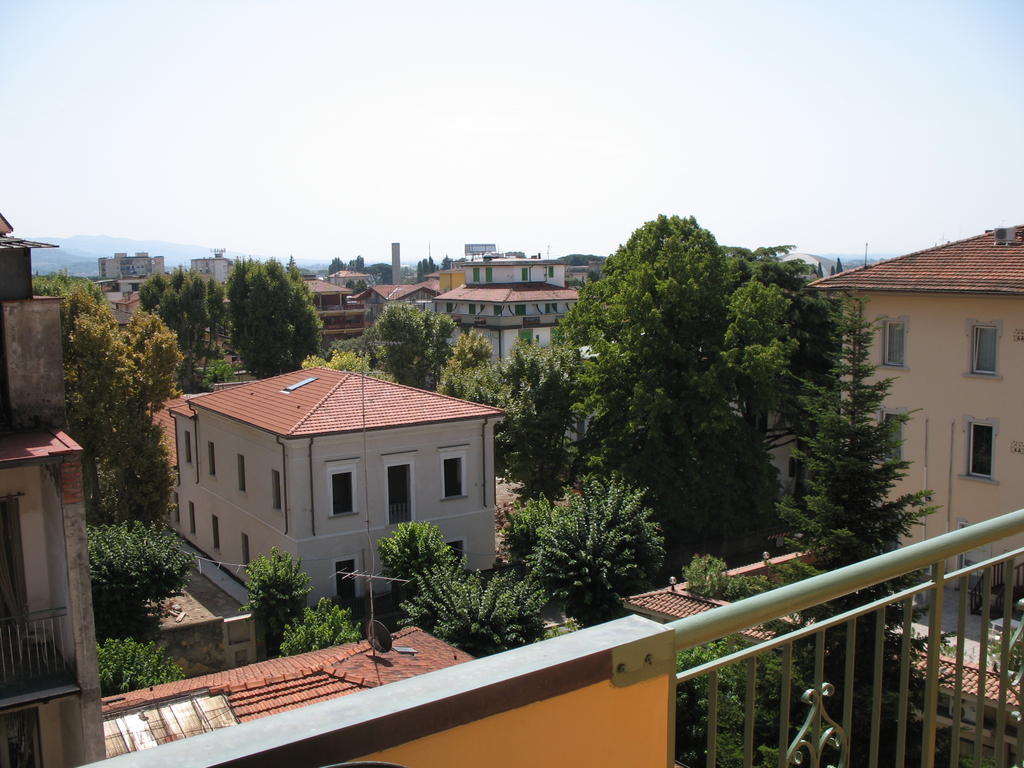 Albergo Paradiso 몬테카티니테르메 외부 사진